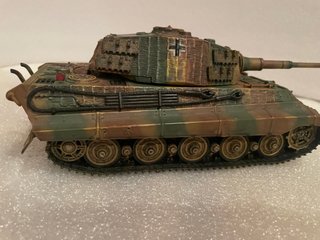 1:32 FORCES OF VALOR KING TIGER FRANCIA 1944