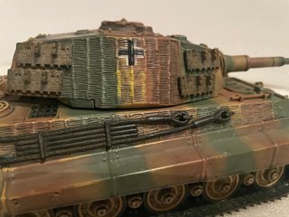 1:32 FORCES OF VALOR KING TIGER FRANCIA 1944