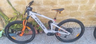 Bici Eléctrica Focus SAM 2 6.9 (GAMA ALTA) talla M