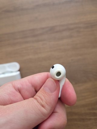Apple AirPods Pro 1ª Generación con funda y cable