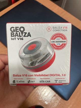 Baliza V16 Conectada DGT SOS CAR