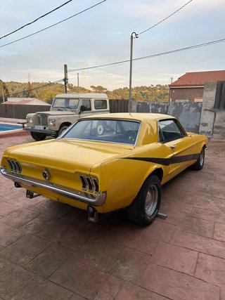 FORD MUSTANG HARDTOP V8 1967