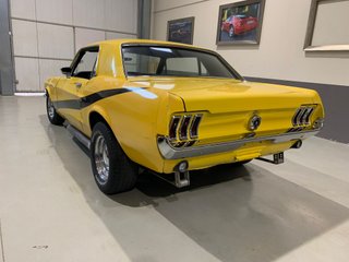 FORD MUSTANG HARDTOP V8 1967