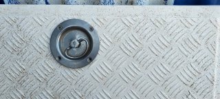 Tapa escotilla fibra vidrio con cerradura