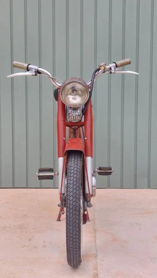 Mobilette AV88 1967 restaurada