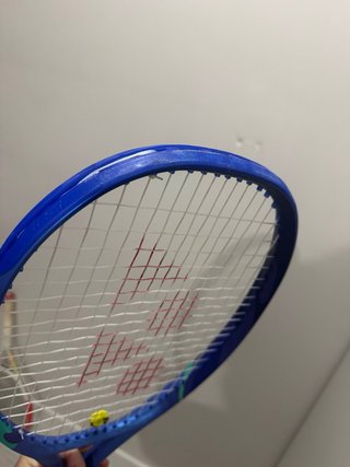 Yonex Ezone 100 (300g, L2) NO NEGOCIABLE