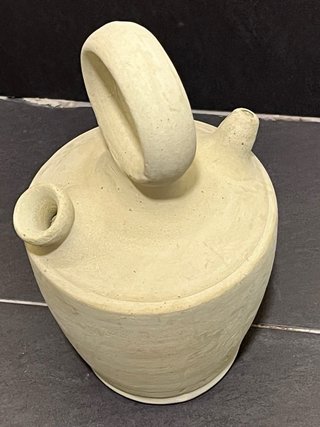 Botijo de barro blanco de aprox. + 1 litro