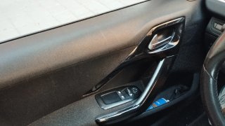 Peugeot 208 2015