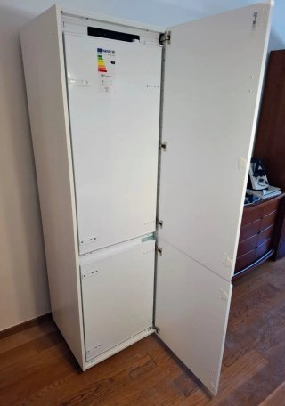 Frigorífico/Congelador IKEA SKOGSNÄS 700
