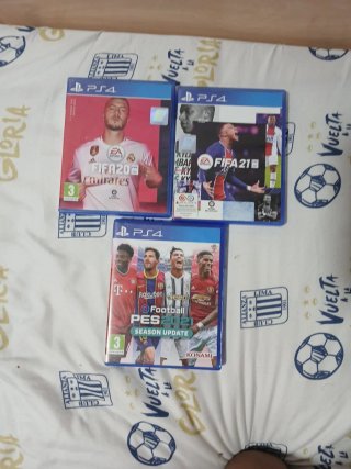 Juegos PS4 FIFA 20, FIFA 21 y PES 2021