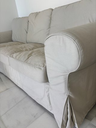 URGE SOFA  Ikea Beige ESTA EN BENIDORM