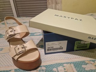 Sandalias con plataforma de Mary Paz