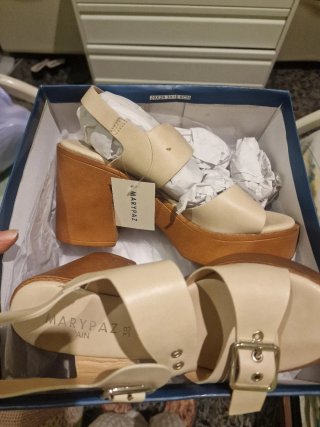 Sandalias con plataforma de Mary Paz