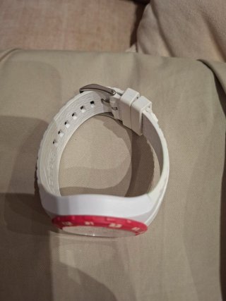 Reloj Lotus Blanco y Rojo