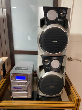Mini cadena Kenwood MP3/WMA