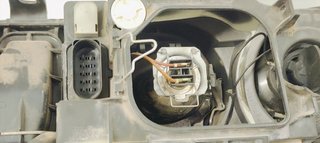 FARO DERECHO AUDI A4 BERLINA (8E) 1.9 TDI (96kW)