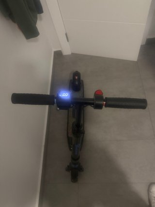 Patinete Eléctrico Infantil con Luces LED
