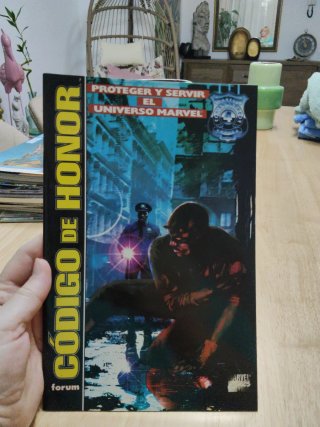 Comics MINISERIE 4 n° CÓDIGO DE HONOR