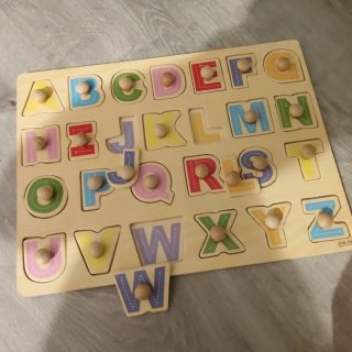 Puzzle de números y letras de madera Goula