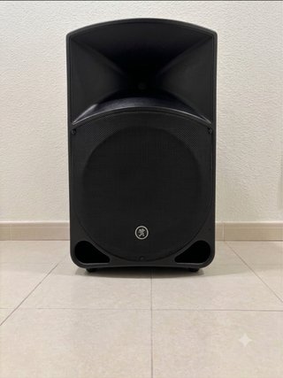 Altavoces Mackie Autoamplificados Negros