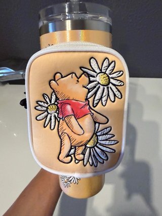 Botella de agua Winnie The Pooh con funda