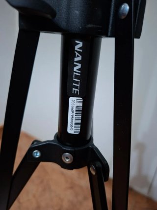Pareja de Trípodes NANLITE   ajustable