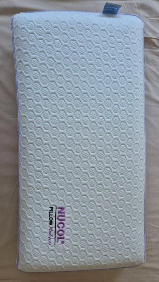 Almohada Nucol Medium