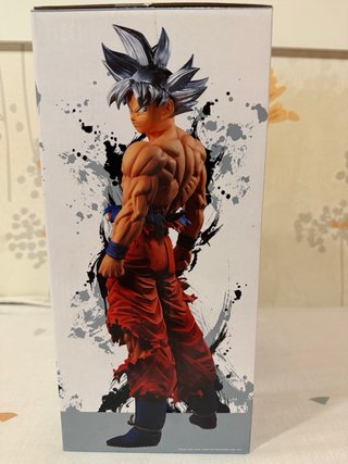 Figura Goku Ultra Instinto Ichibansho 34cm