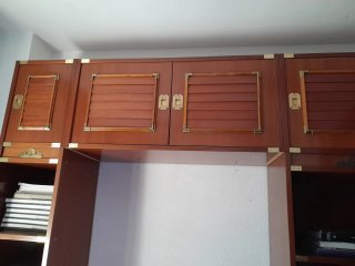 Mueble de madera estilo marinero