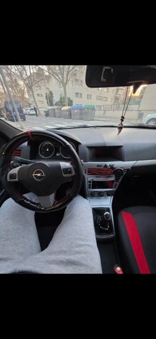 Opel Astra GTC