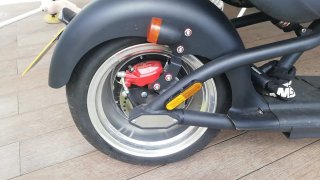 Moto Eléctrica Scooter Negra
