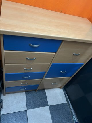 Armario juvenil madera y azul