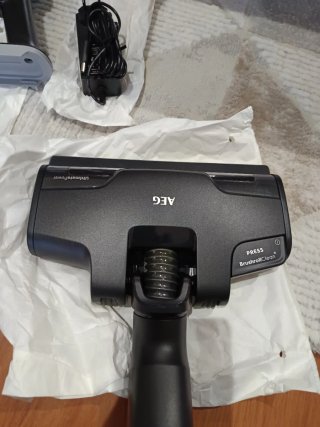 Aspirador AEG nuevo