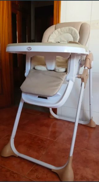 Trona para bebé color beige