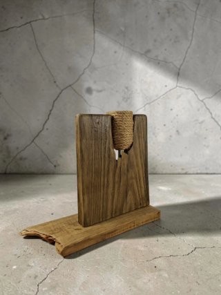 Lámpara de Mesa Artesanal de Madera