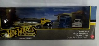 Set Premium Hot Wheels: Idrovolante, Furgone, Camion