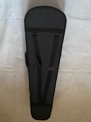 Violín 4/4 con estuche y arco