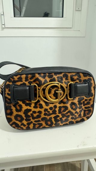 Bolso Guess Leopardo Dorado