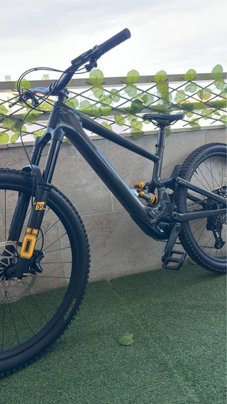 SPECIALIZED TURBO KENEVO SL2 OHLINS COIL 2025