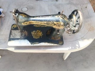 Máquina de coser antigua Singer