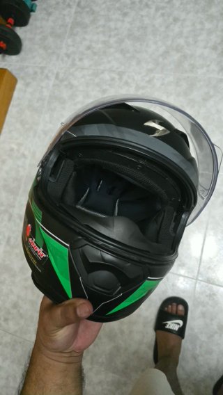 Casco Scorpion Talla M Negro y Verde