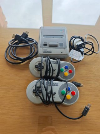 SNES Mini + 2 Mandos Nintendo