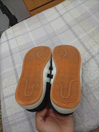 Zapatillas Adidas Campus Negras y Blancas