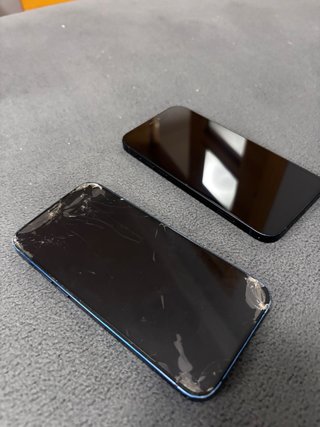 iPhone 12 Azul