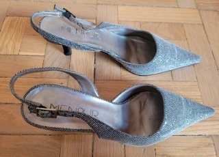 Zapatos de fiesta plateados Menbur Talla 38
