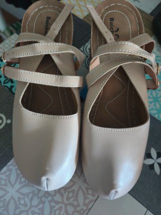 Sandalias Beige Nuevas