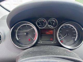 Peugeot 308 2011