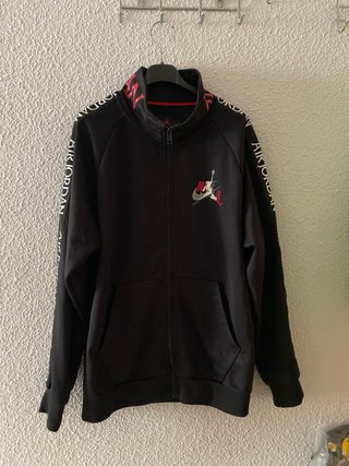 Chaqueta Jordan Negra