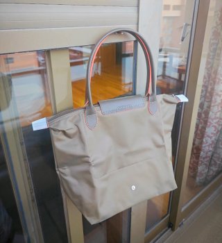 Le Pliage color verde khaqui talla L para hombros