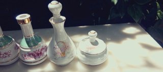 Frascos de tocador de porcelana vintage